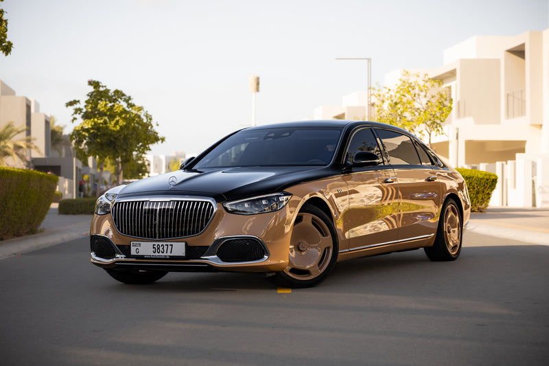 Mercedes-Maybach S680 Virgil Abloh 1/150