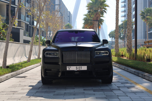 Rolls Royce Cullinan black